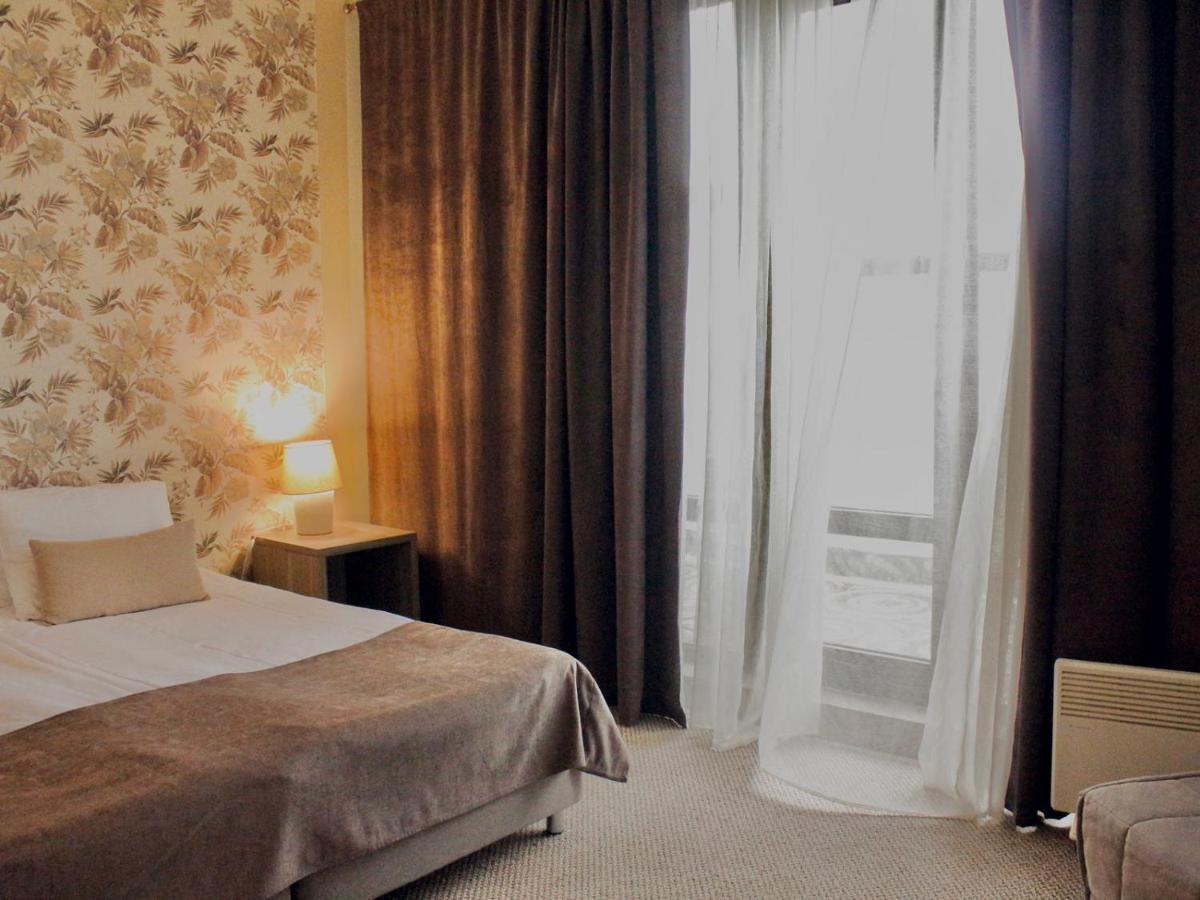 Boutique Hotel Amra Sukhumi Esterno foto