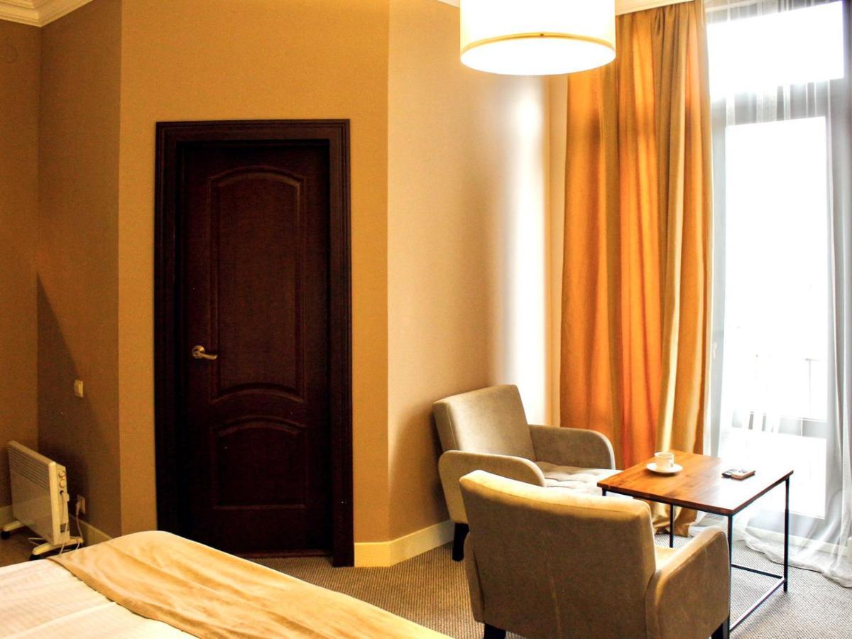 Boutique Hotel Amra Sukhumi Esterno foto