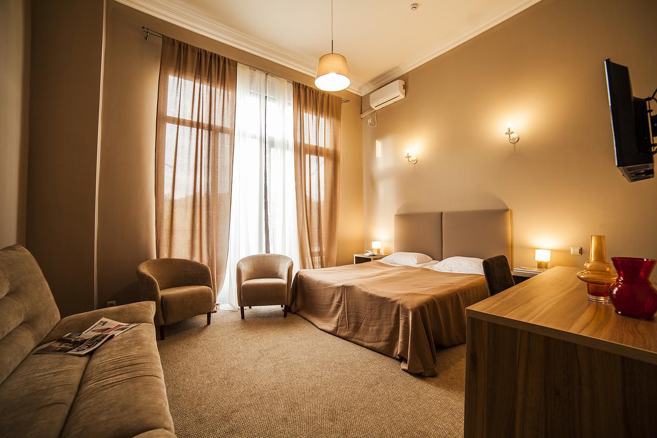 Boutique Hotel Amra Sukhumi Esterno foto