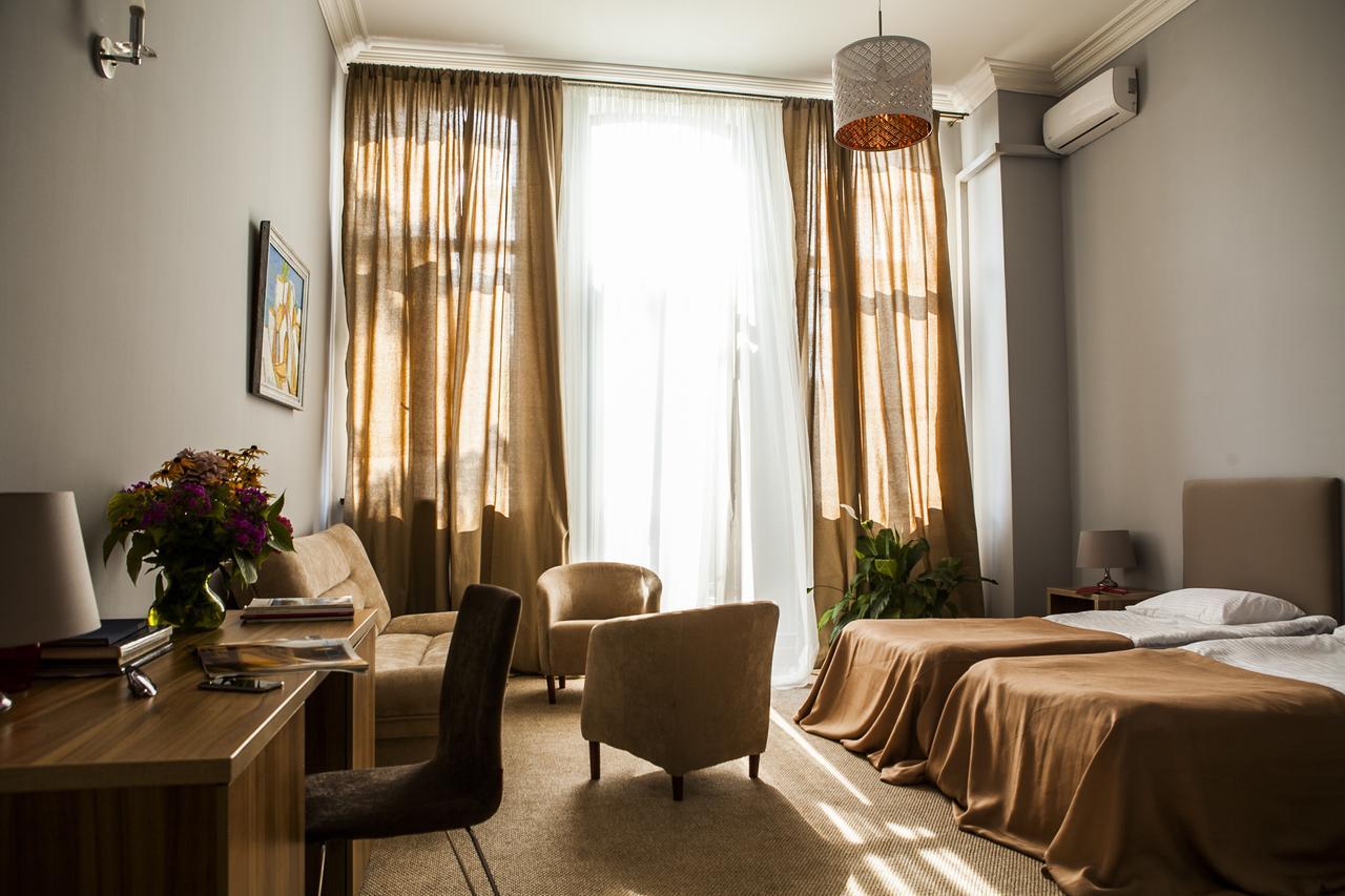 Boutique Hotel Amra Sukhumi Esterno foto