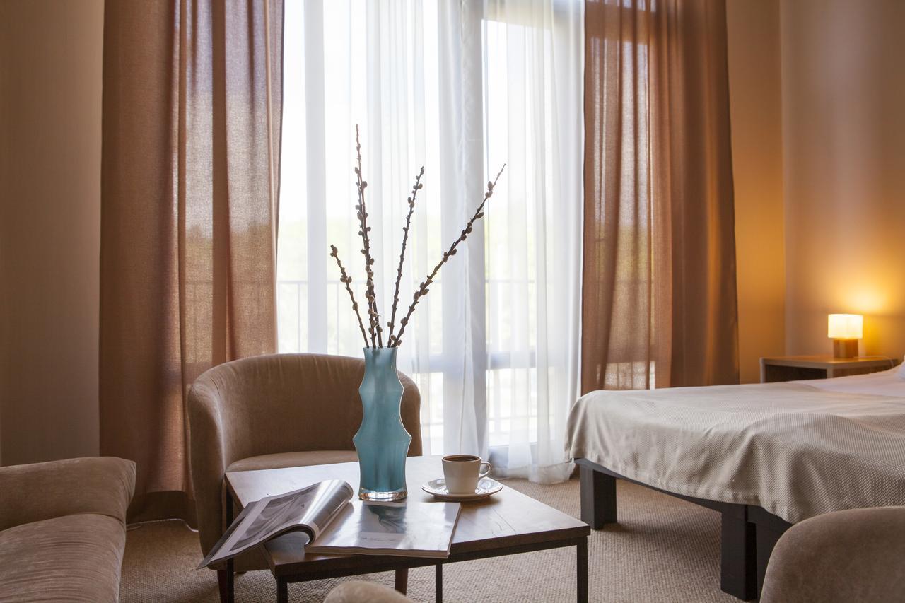 Boutique Hotel Amra Sukhumi Esterno foto