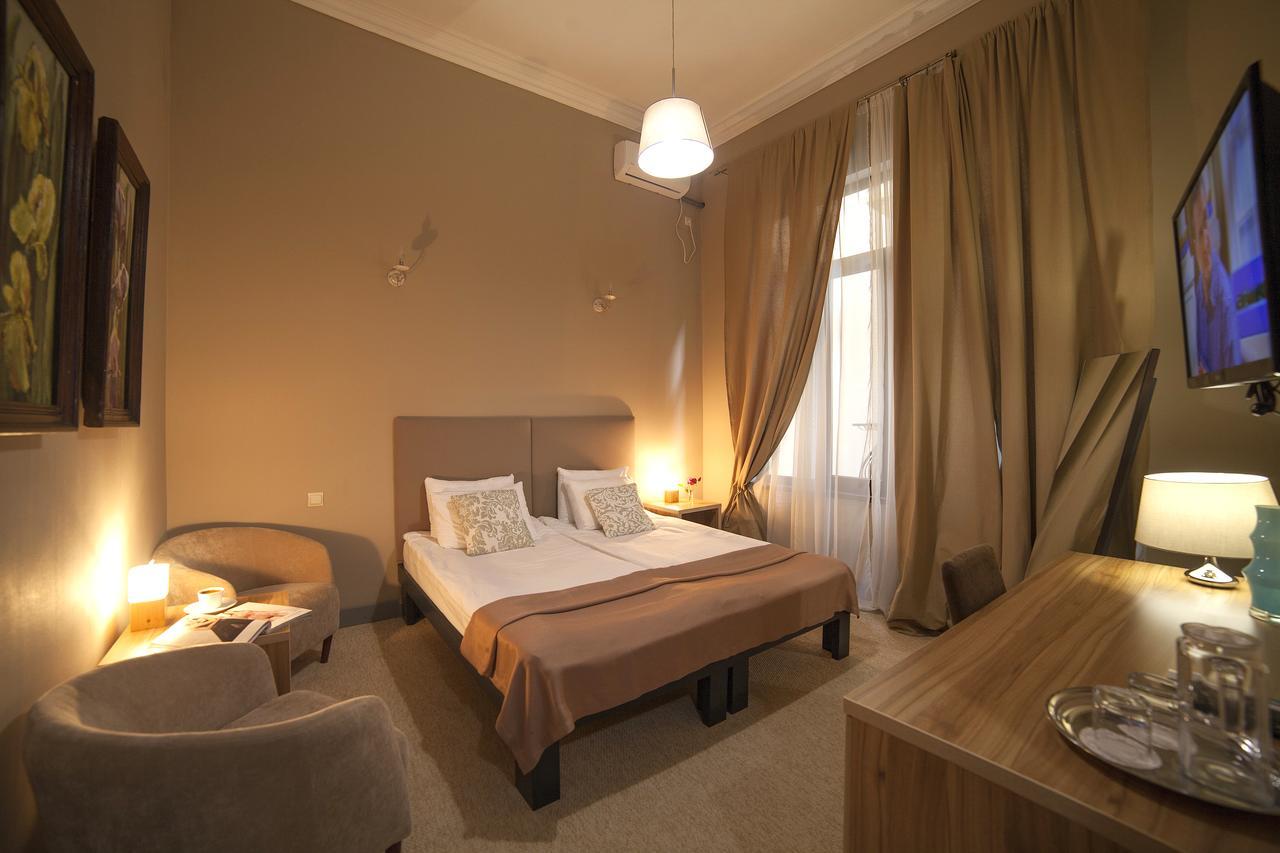 Boutique Hotel Amra Sukhumi Esterno foto