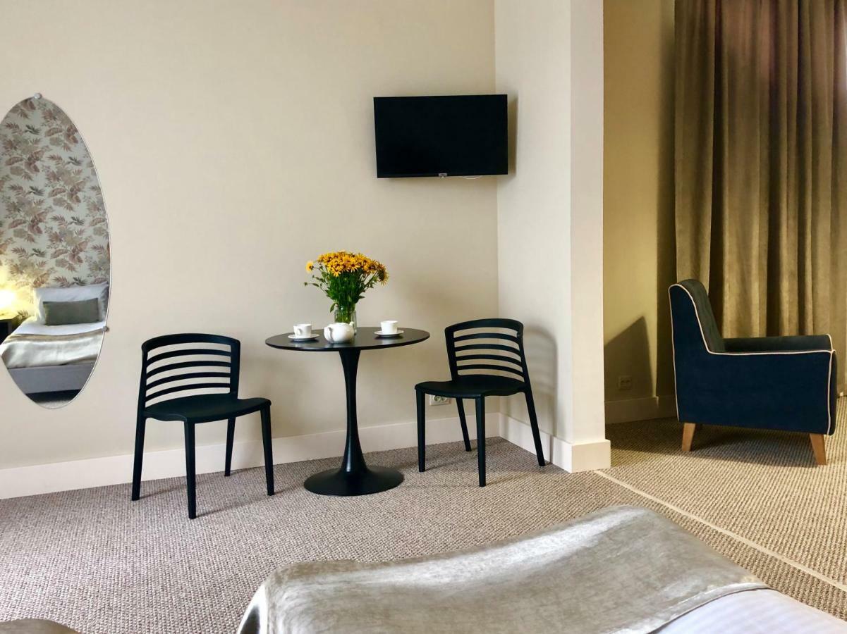 Boutique Hotel Amra Sukhumi Esterno foto