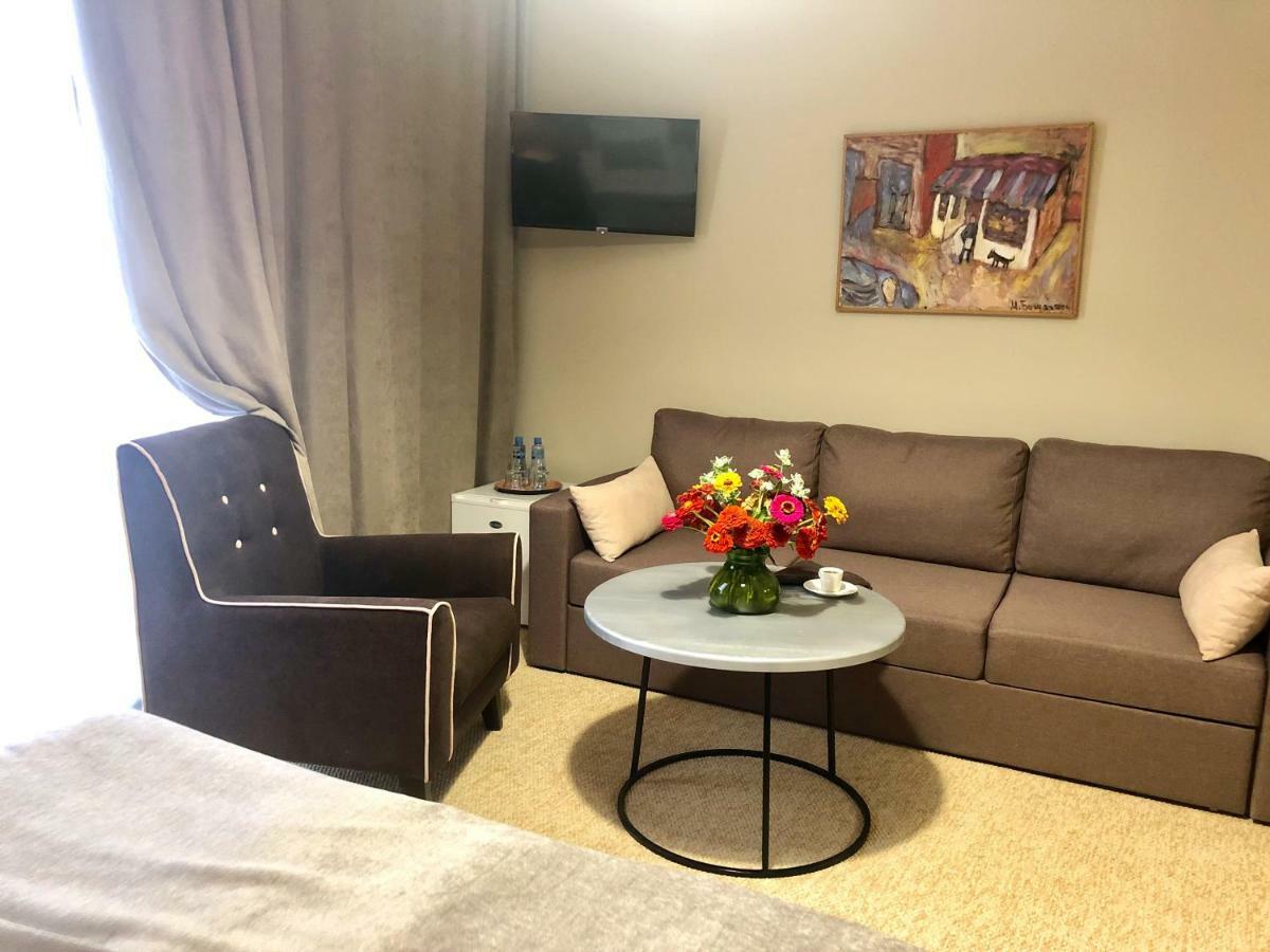 Boutique Hotel Amra Sukhumi Esterno foto