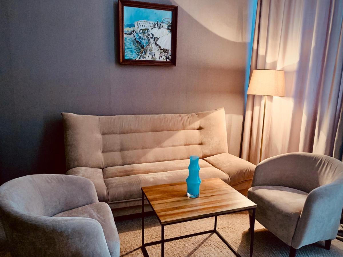 Boutique Hotel Amra Sukhumi Esterno foto