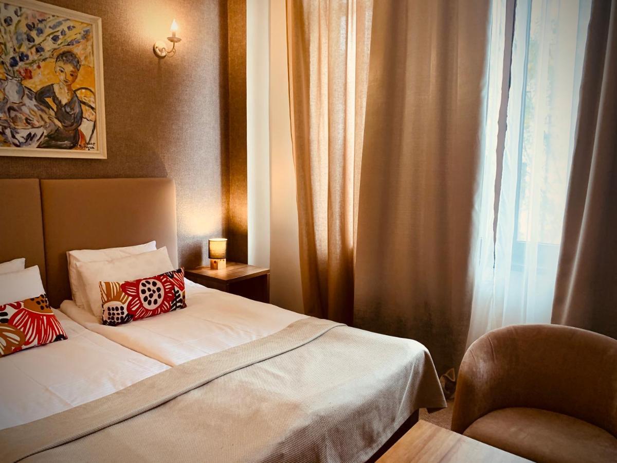 Boutique Hotel Amra Sukhumi Esterno foto