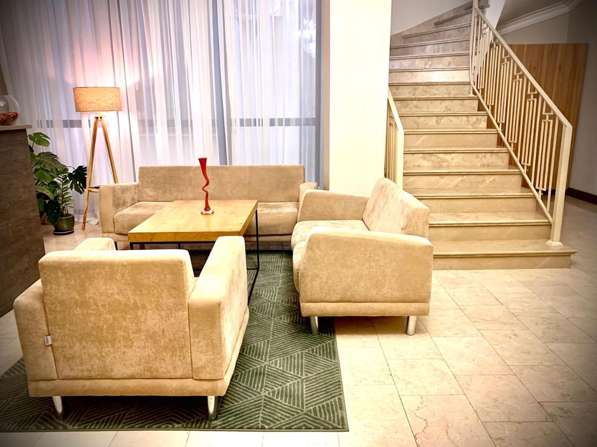 Boutique Hotel Amra Sukhumi Esterno foto